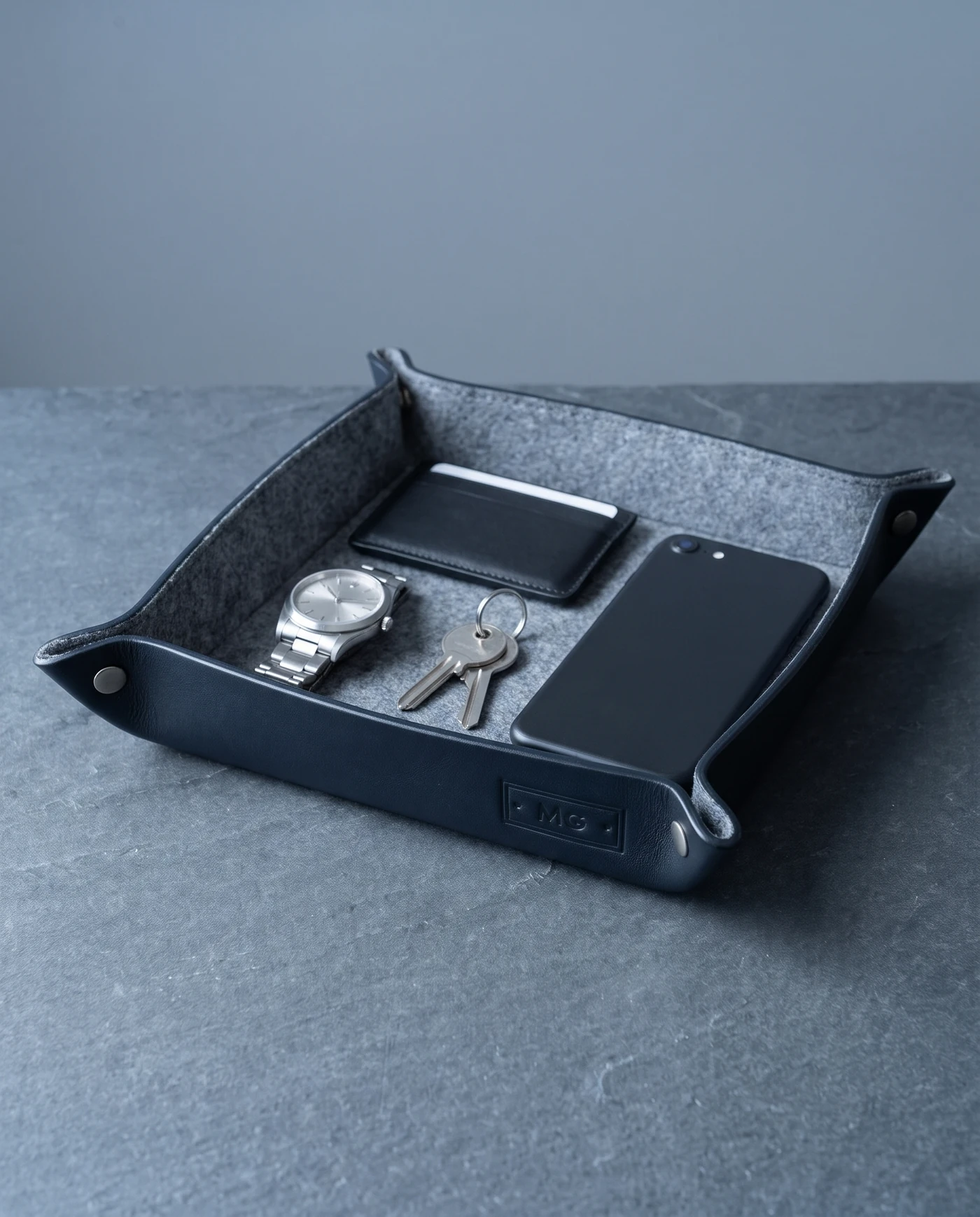 Leather Valet Tray: inside view