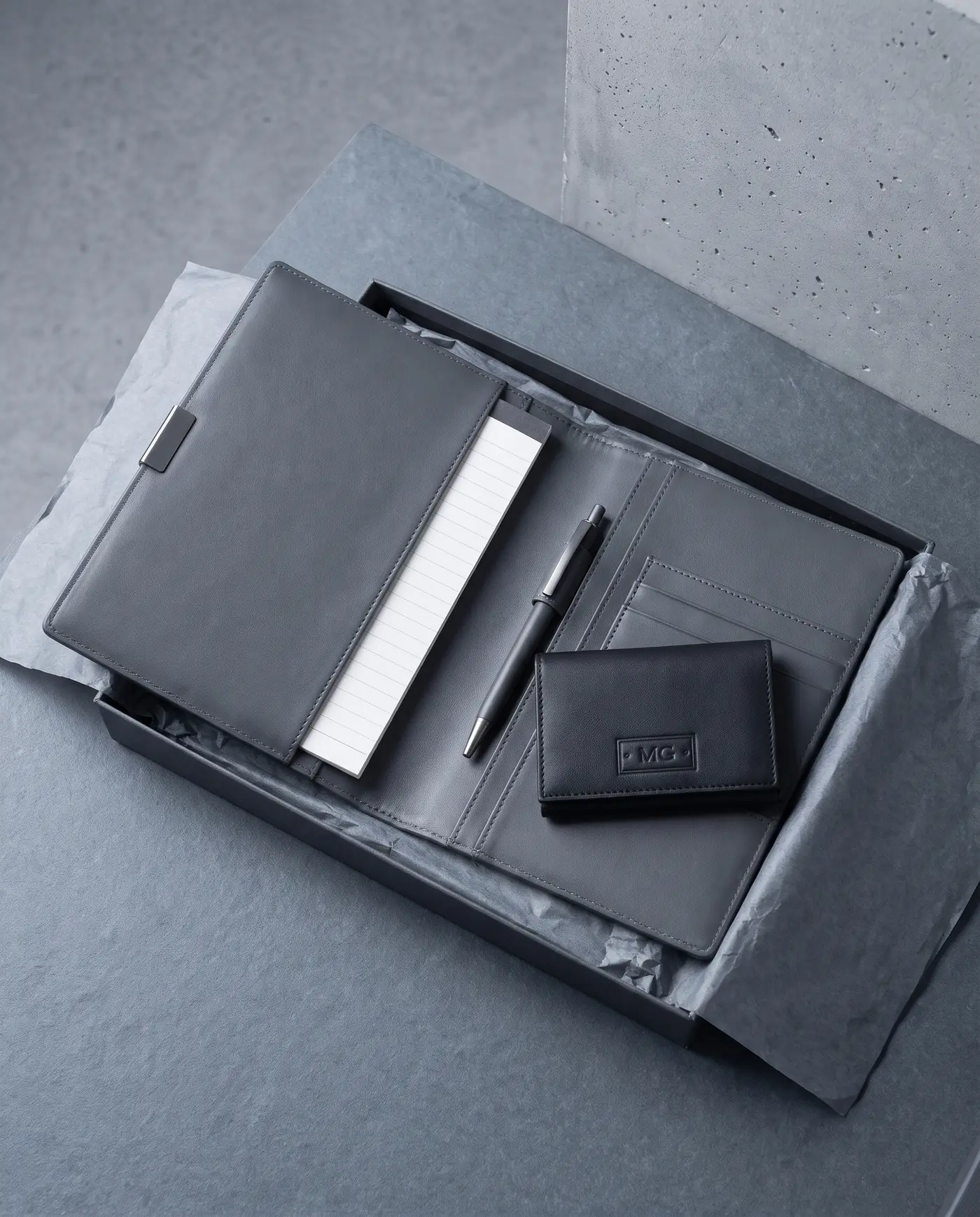 The Meeting Set: open gift box
