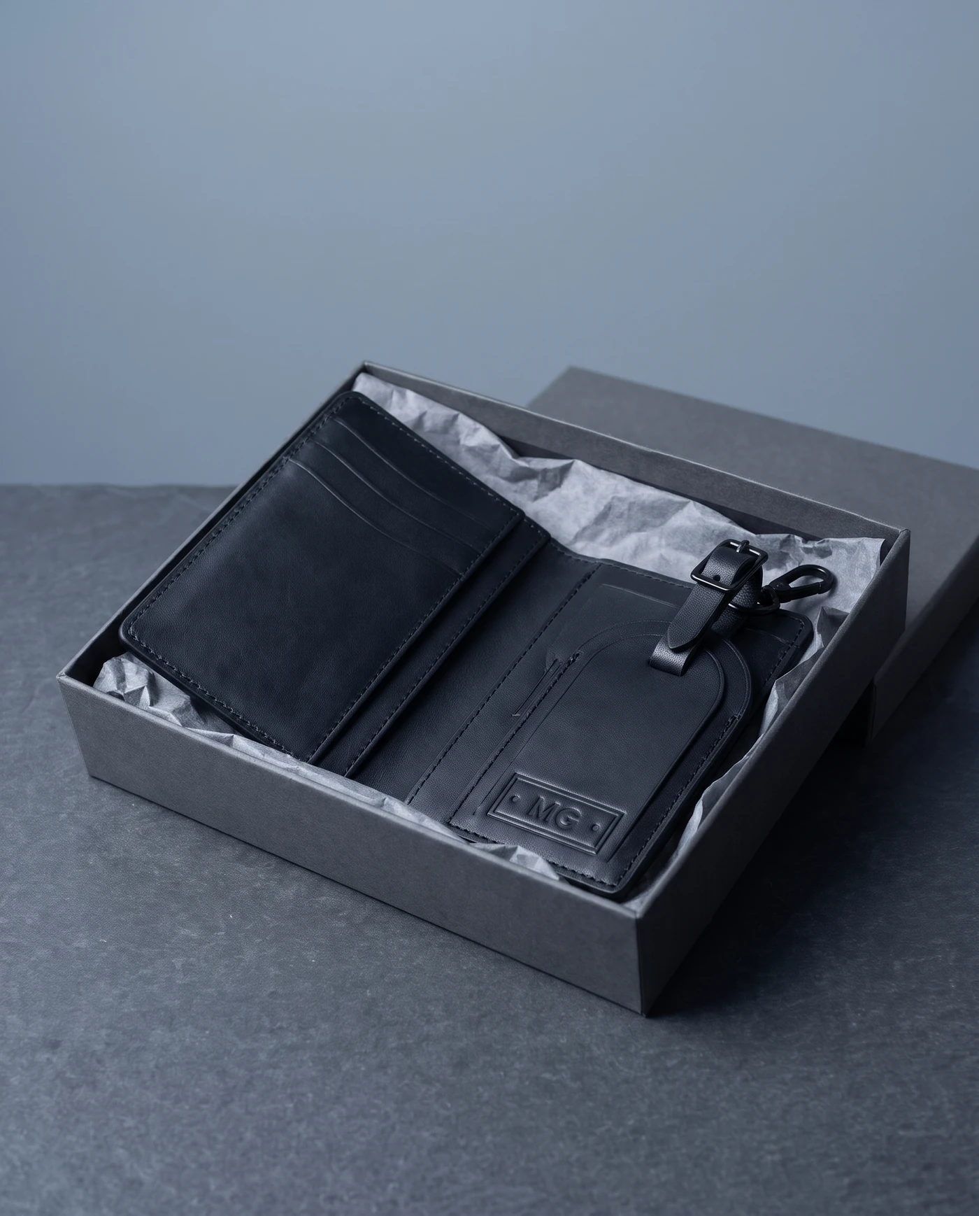 The Traveler's Set: open gift box